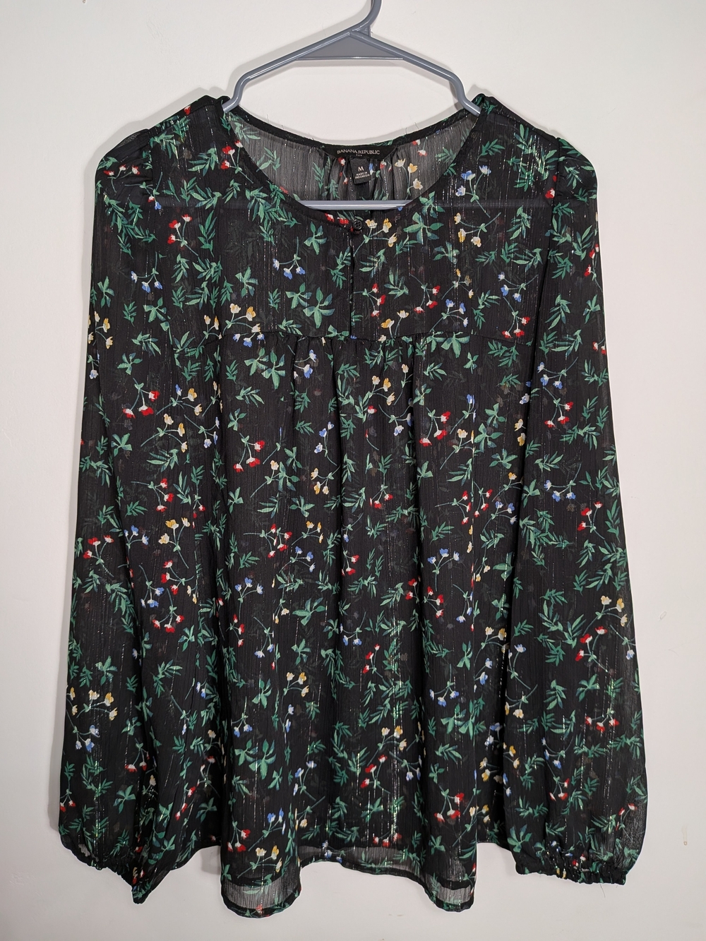 Banana Republic Women’s Chiffon Sheer Floral Pleated Keyhole Front Blouse M